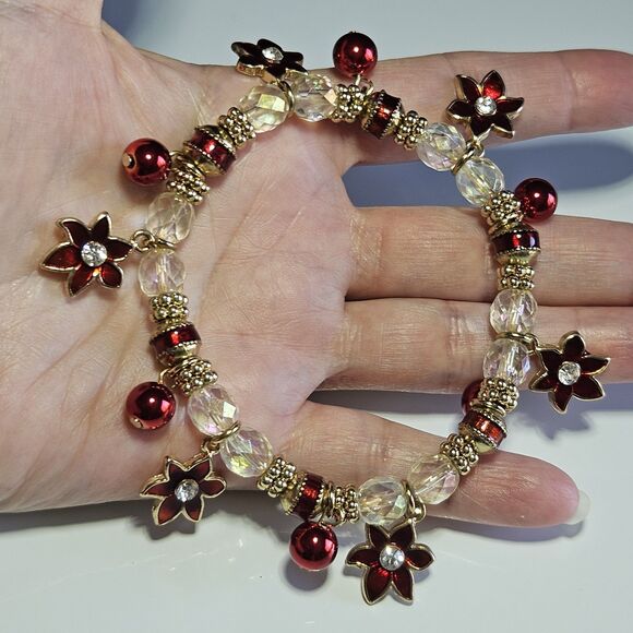 Kenneth Cole Christmas Bracelet Gold Tne Red Poinsettia Glass Bead Charm Stretch - Picture 1 of 15